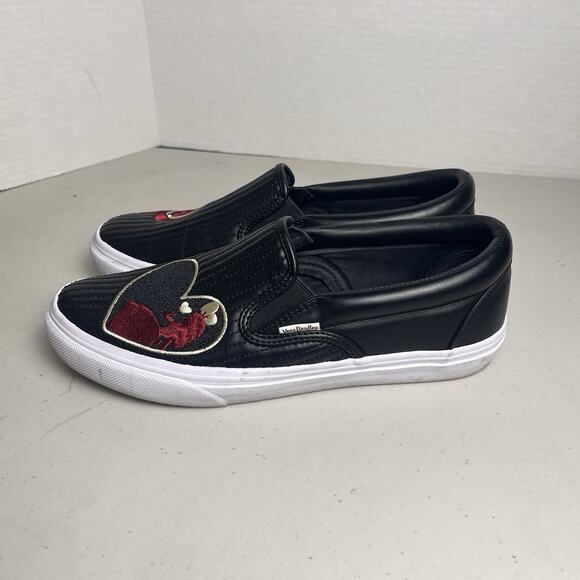 Vera Bradley Disney Shoes Alice in Wonderland Roses Red Quilted Slip On Size 9 - Picture 5 of 16